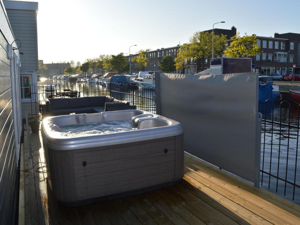 Hotel Beautiful Houseboat With Terrace Jacuzzi La Haya Exterior foto